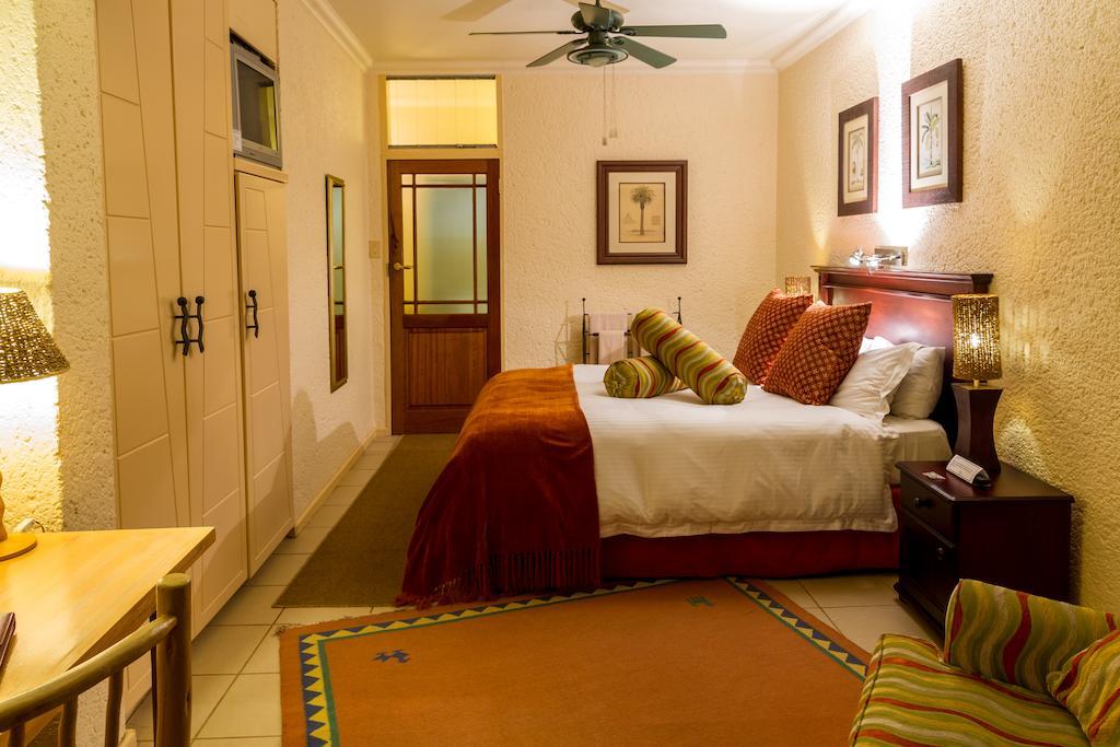Jorn'S Gastehaus Hotel Mbombela Bilik gambar